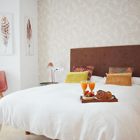 Fantastico Apartamento De Dos Dormitorios En El Soho Málaga Eksteriør billede